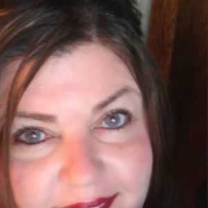 Meet your Posher, Liz